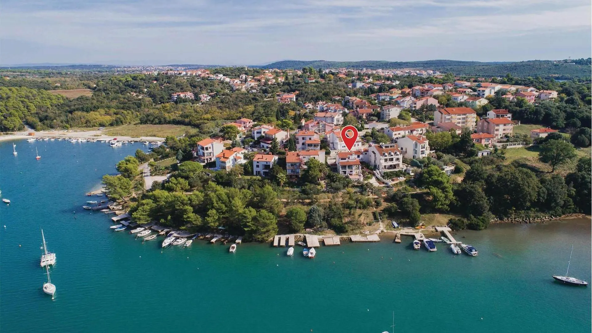 Stunning Apartment In Pula With Kitchen