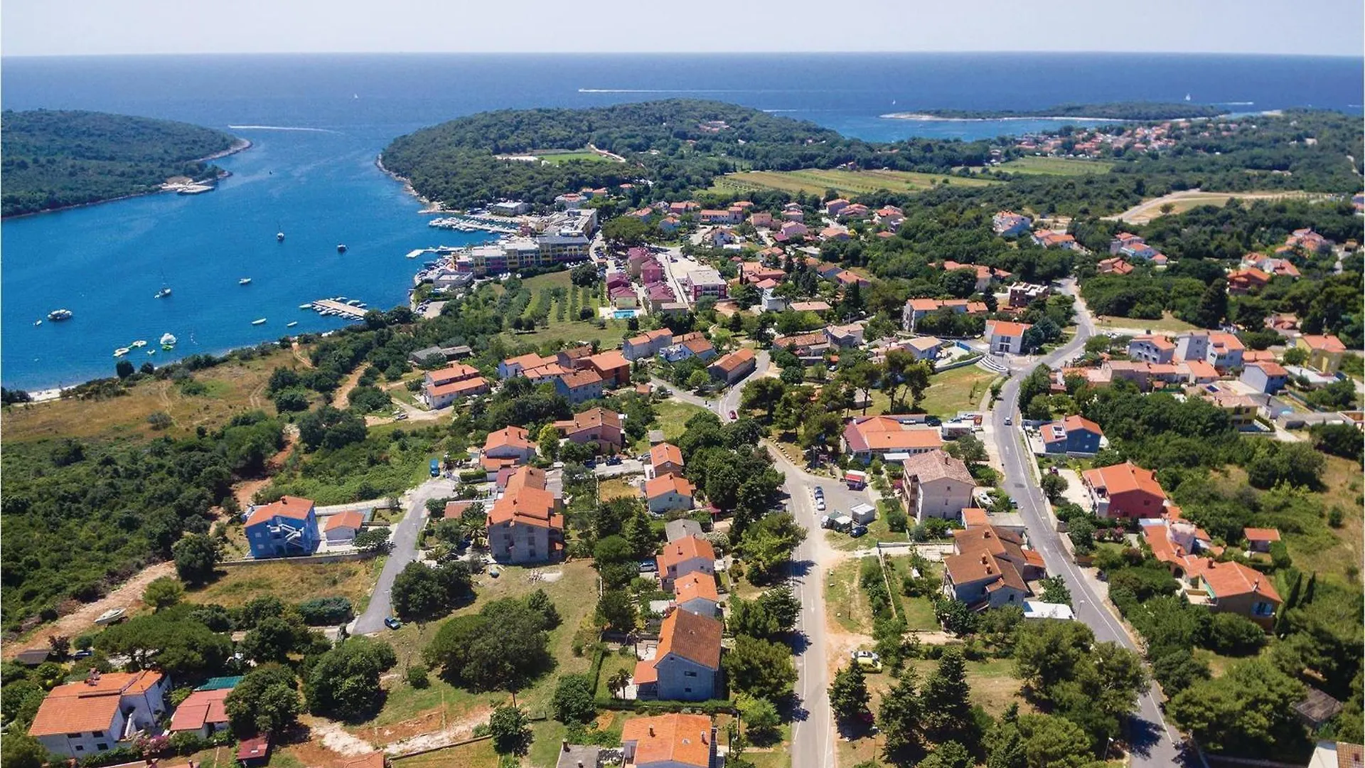 Stunning Apartment In Pula With Kitchen Κροατία